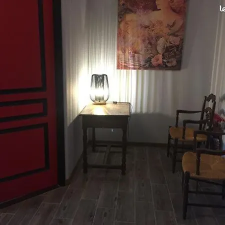 Oda ve Kahvaltı Granal *
